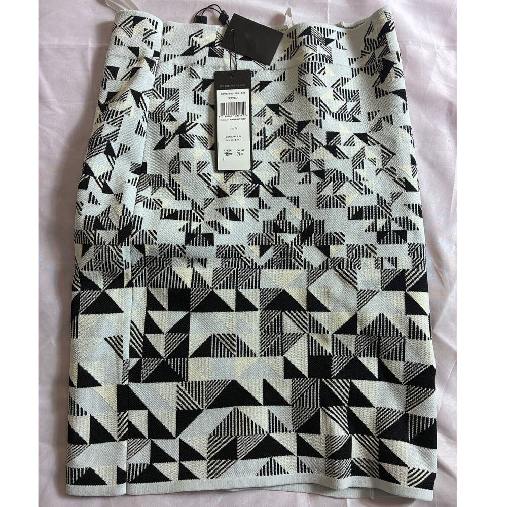 BCBGMAXAZRIA Pavel Pencil Skirt Geometric Print Black White Size S NWT